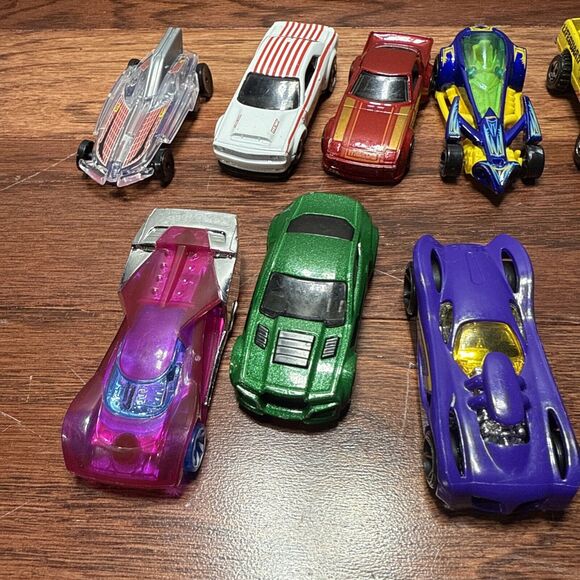 Lot of 9 - Mattel Hot Wheels Diecast Vehicle Cars Loose - Picture 5 of 12